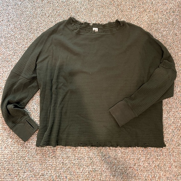 FREE PEOPLE GREEN WAFFLE LONG SLEEVE/TUNIC size small - Picture 2 of 5